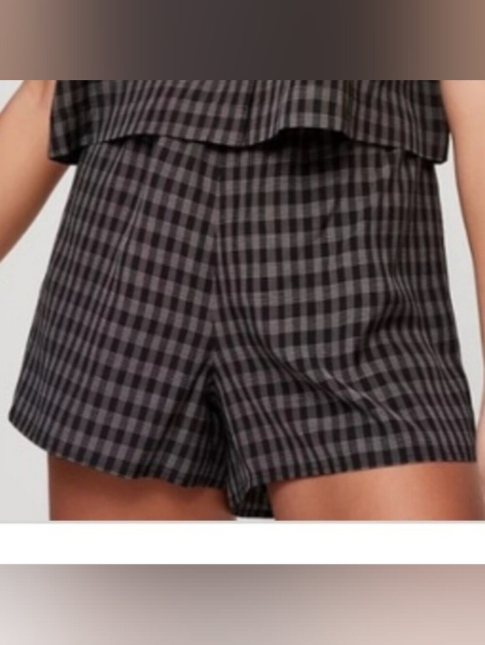 Aritzia Babaton Elwood Black & Gray Gingham Shorts Size L